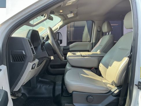 Used 2022 Ford F250 XL w/ Power Equipment Group AWD/4WD image 12