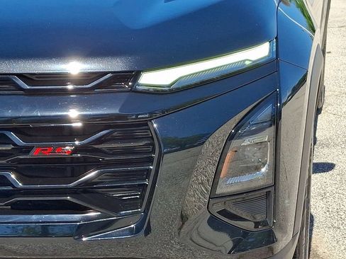 Certified 2025 Chevrolet Equinox RS FWD image 11