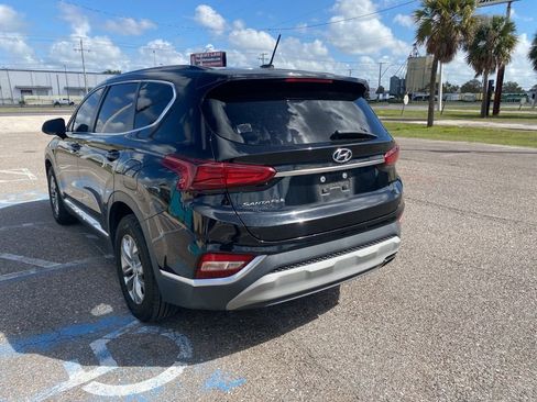 Used 2020 Hyundai Santa Fe SE image 5