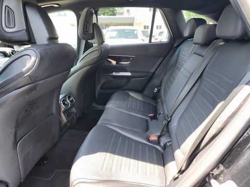 Used 2026 Mercedes-Benz GLC 300 4MATIC image 16