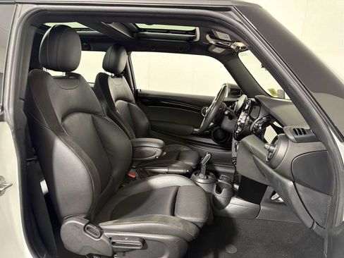 Used 2024 MINI Cooper S FWD image 24