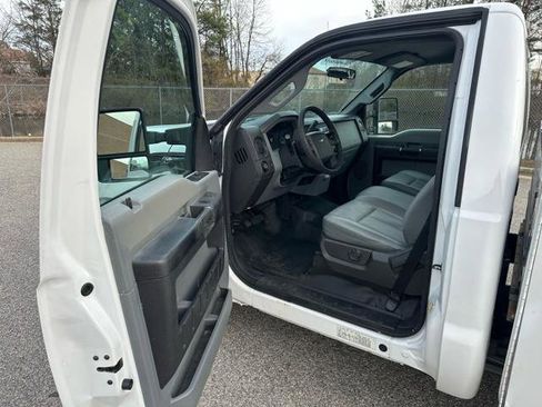 Used 2016 Ford F250 XL w/ Power Equipment Group image 25