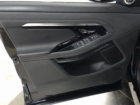 Used 2022 Land Rover Range Rover Evoque S image 14