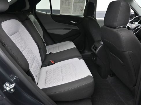 Used 2022 Chevrolet Equinox LT image 8