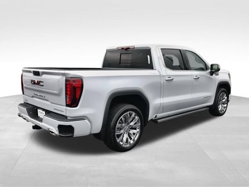 Used 2026 GMC Sierra 1500 Denali AWD/4WD image 8