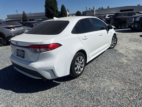 Used 2020 Toyota Corolla LE FWD image 5