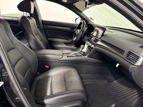 Used 2021 Honda Accord Sport image 18