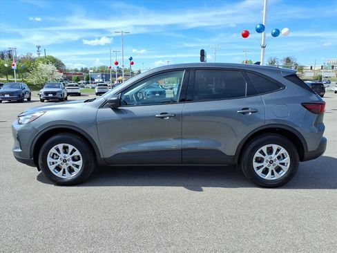 Certified 2025 Ford Escape Active w/ Cold Weather Package AWD/4WD image 2