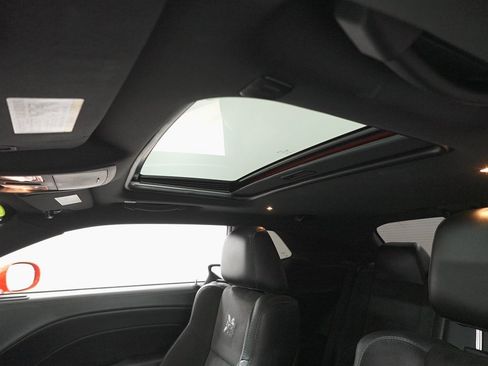 Used 2022 Dodge Challenger R/T Scat Pack w/ Shaker Package image 11