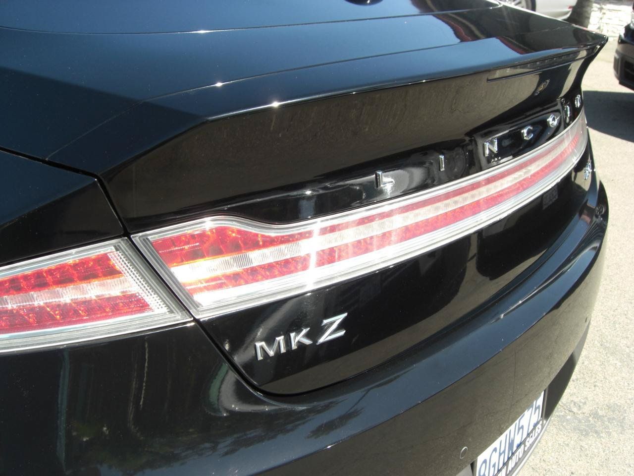 Used 2018 Lincoln MKZ Premiere w/ Magnetic Appearance Package FWD image 13