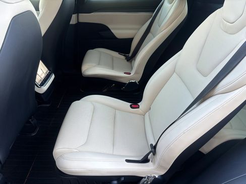 Used 2023 Tesla Model X Standard Sport Utility 4D image 13