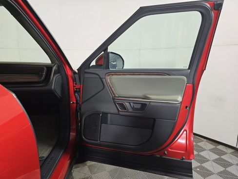 Used 2022 Rivian R1T Launch Edition image 18