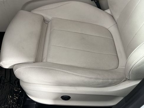 Used 2025 Mercedes-Benz GLB 250 image 12