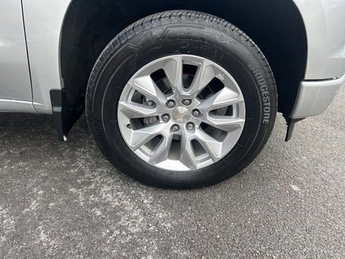 Certified 2022 Chevrolet Silverado 1500 Custom image 4