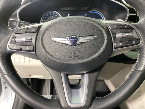 Used 2022 Genesis G70 2.0T w/ Prestige Package image 14