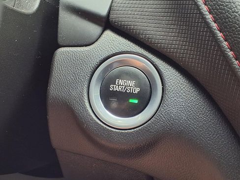 Used 2022 Chevrolet Equinox RS w/ RS Leather Package image 15