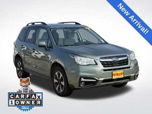 Used 2018 Subaru Forester 2.5i Premium AWD/4WD image 1