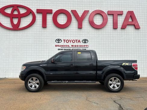 Used 2014 Ford F150 FX4 w/ Equipment Group 402A Luxury image 4
