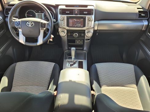 Used 2015 Toyota 4Runner SR5 Premium image 16