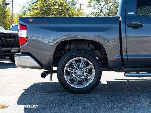 Used 2017 Toyota Tundra SR5 image 5