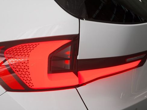 Used 2025 BMW X1 xDrive28i w/ Convenience Package image 35