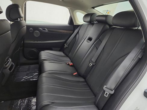 Used 2024 Genesis G80 image 15