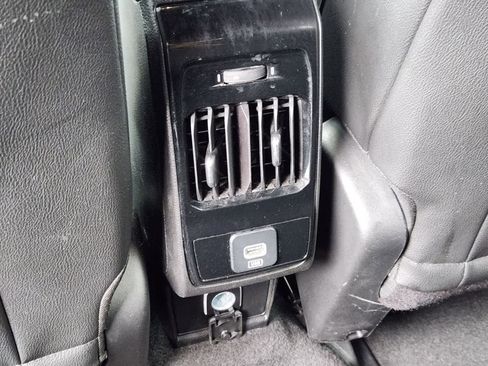 Used 2025 Jeep Compass Limited AWD/4WD image 31