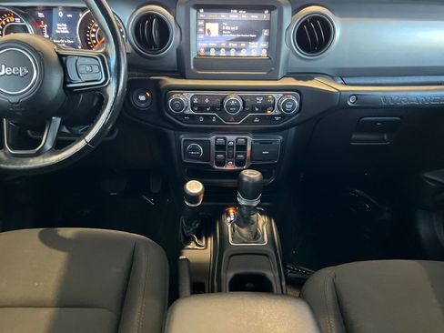 Used 2022 Jeep Wrangler Unlimited Sport S image 13