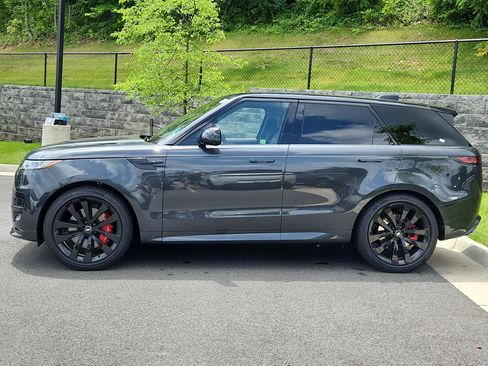 New 2025 Land Rover Range Rover Sport Dynamic SE image 6
