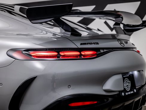 Used 2025 Mercedes-Benz AMG GT 63 image 13