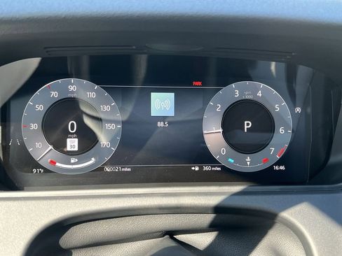 New 2026 Land Rover Range Rover Velar Dynamic SE AWD/4WD image 22