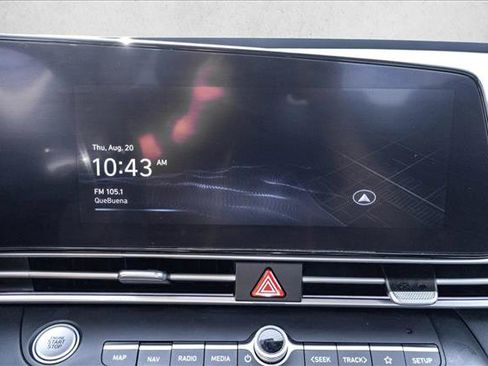 Used 2024 Hyundai Elantra SEL FWD image 15