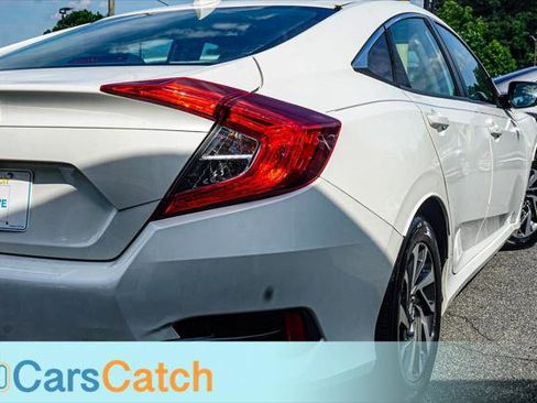 Used 2017 Honda Civic EX image 7