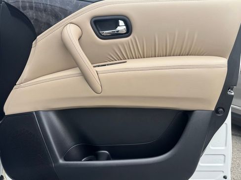 Used 2024 Nissan Armada Platinum w/ Captain's Chairs Package image 27