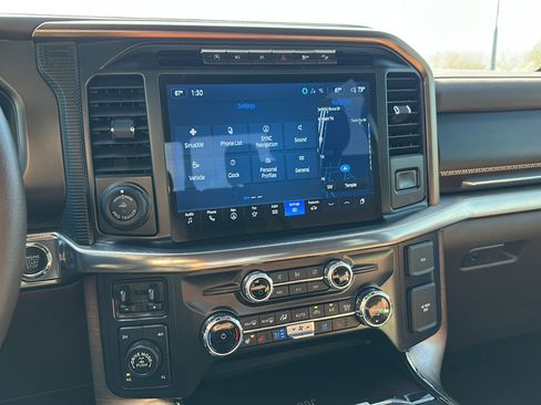 Used 2024 Ford F150 King Ranch w/ FX4 Off-Road Package image 31