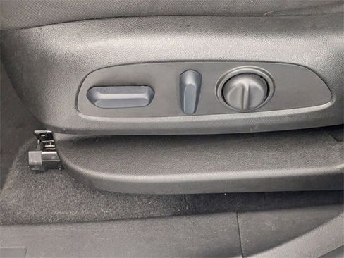 Certified 2023 GMC Terrain SLE w/ Driver Convenience Package image 14