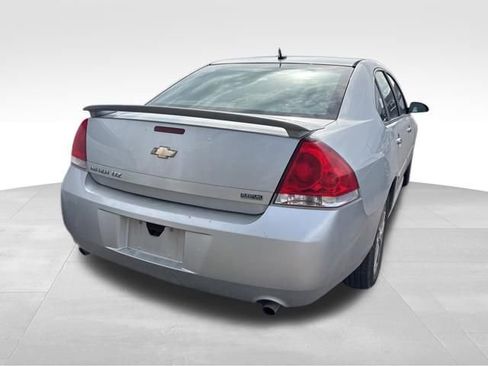 Used 2012 Chevrolet Impala LTZ FWD image 14