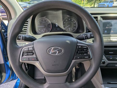 Used 2018 Hyundai Elantra SEL FWD image 26