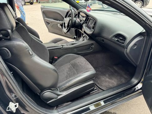 Used 2018 Dodge Challenger R/T Plus RWD image 20