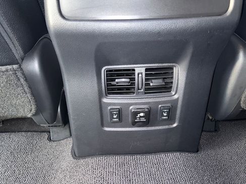 Used 2018 Nissan Titan PRO-4X w/ Pro-4x Convenience Package image 34