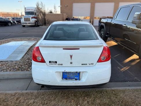 Used 2009 Pontiac G6 Sedan w/ Sport Package 2 FWD image 6