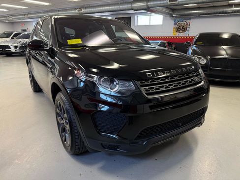 Used 2019 Land Rover Discovery Sport HSE AWD/4WD image 3