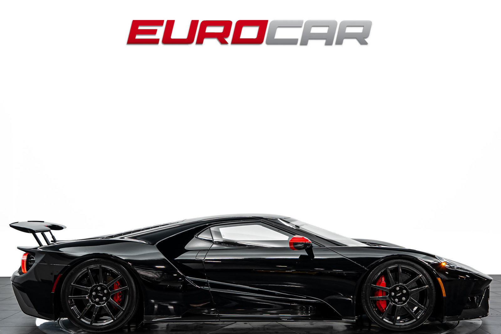 Used 2020 Ford GT Carbon Series RWD image 6
