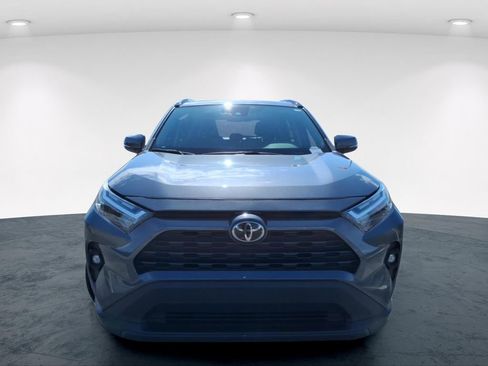 Used 2023 Toyota RAV4 XLE Premium AWD/4WD image 4