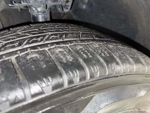 Used 2017 Kia Sorento EX image 11