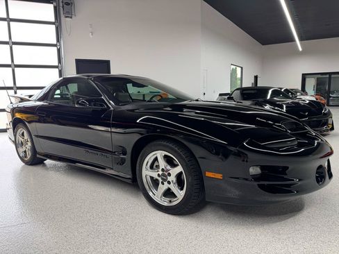 Used 1999 Pontiac Firebird Formula RWD image 20