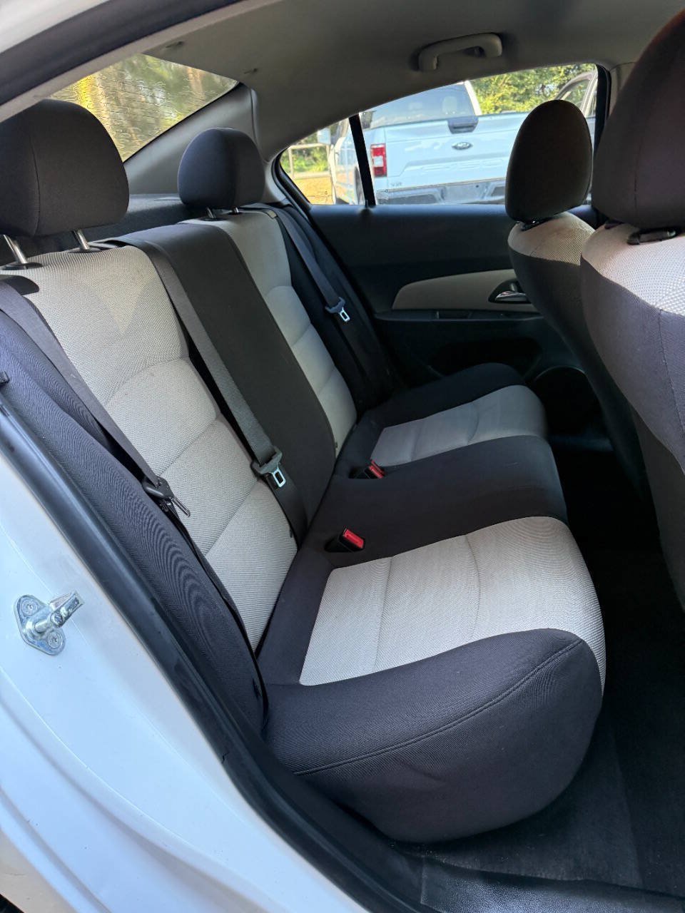 Used 2015 Chevrolet Cruze LS FWD image 15
