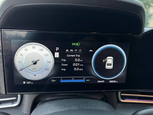 Used 2024 Hyundai Elantra SEL FWD image 19