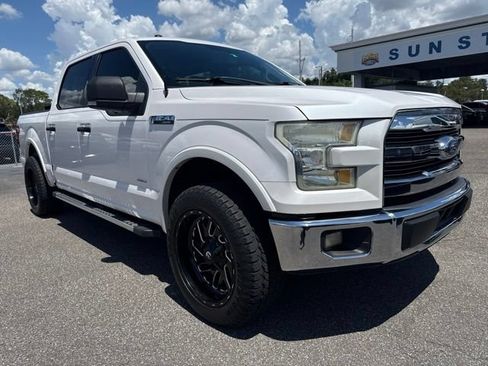 Used 2015 Ford F150 Lariat RWD image 4