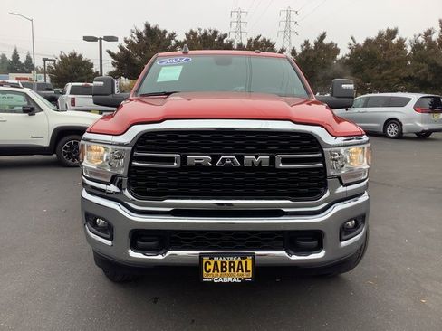 Used 2024 RAM 2500 Big Horn w/ Bed Utility Group image 4